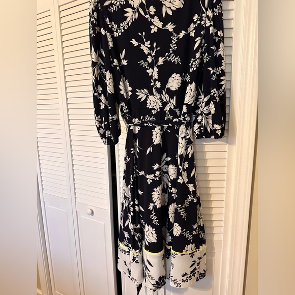Eliza J Dress. Size Medium - Picture 4 of 4